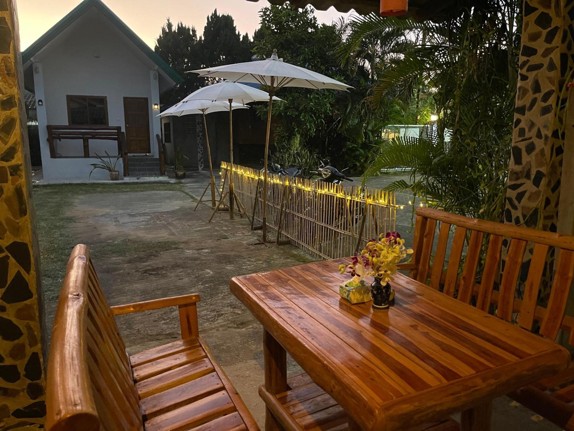 Lungsonhouse Pai Villa ภายนอก รูปภาพ